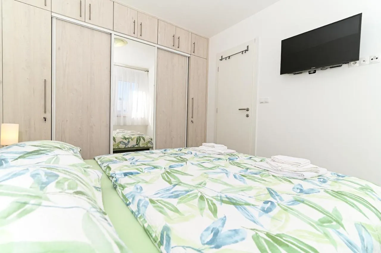 Luxury Apartment With Swimming Pool Ana Trogir